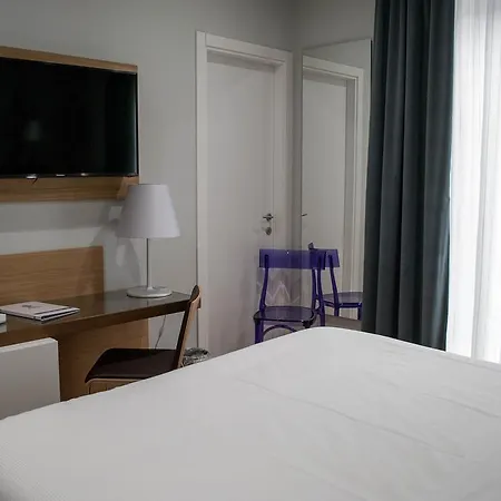 Western Ai Cavalieri Ξενοδοχείο 4*