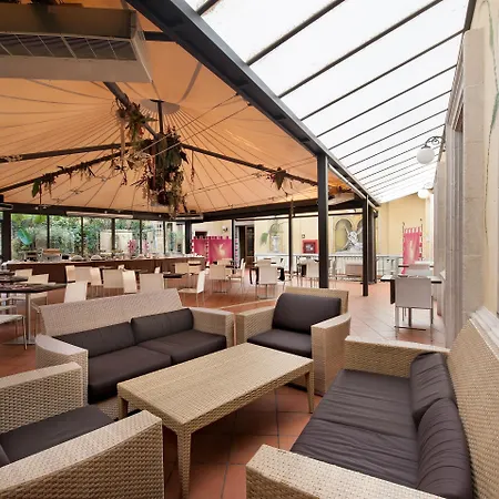 贝斯特韦斯特艾卡瓦里尔日酒店