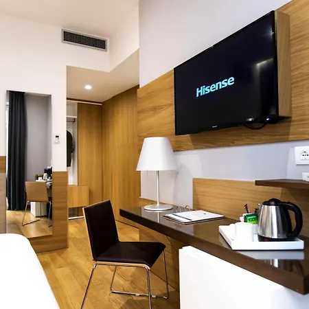 贝斯特韦斯特艾卡瓦里尔日酒店 酒店 巴勒莫