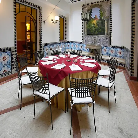 Отель Western Ai Cavalieri 4*